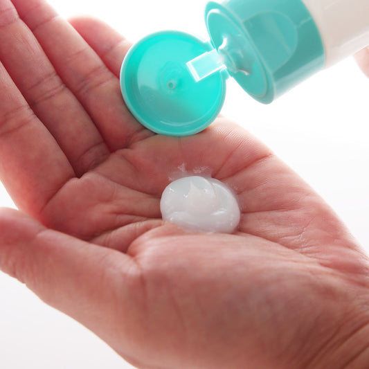 【10%OFF】クレイシースパ アウトバストリートメントミルク （洗い流さないトリートメント）60ｇ×２本セット